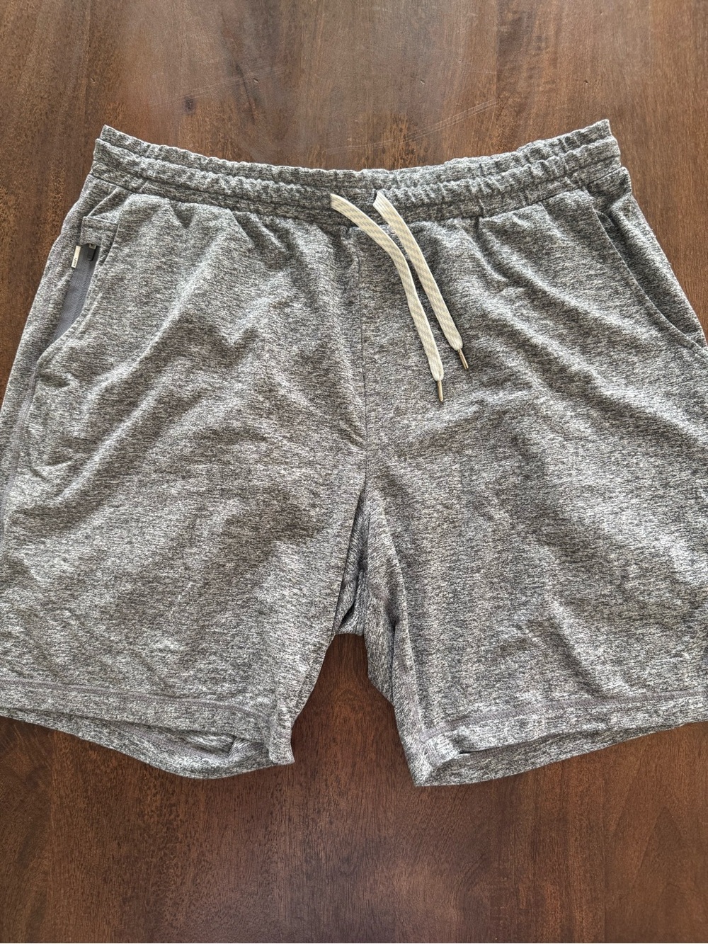 Vuori Men's Gray Athletic Drawstring Shorts